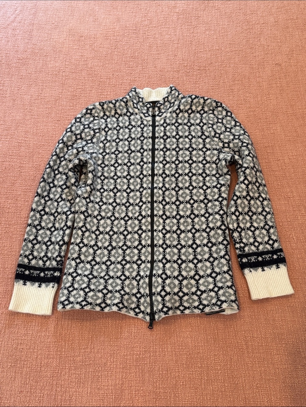 Bogner cashmere / virgin wool blend Patterned Zip-Front Knit Cardigan